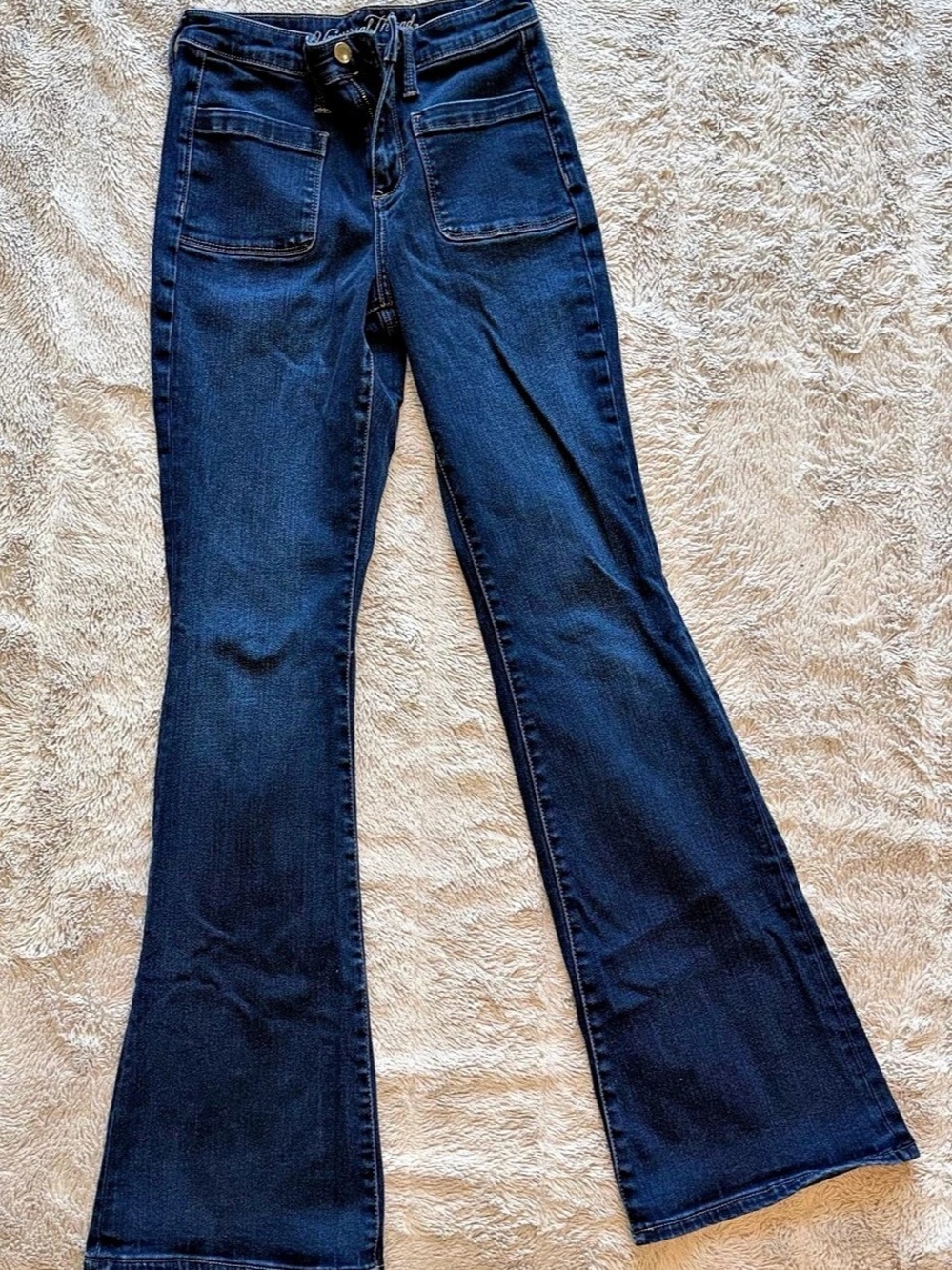 Universal Thread High-Rise Flare Jeans with Front Patch Pockets Blue